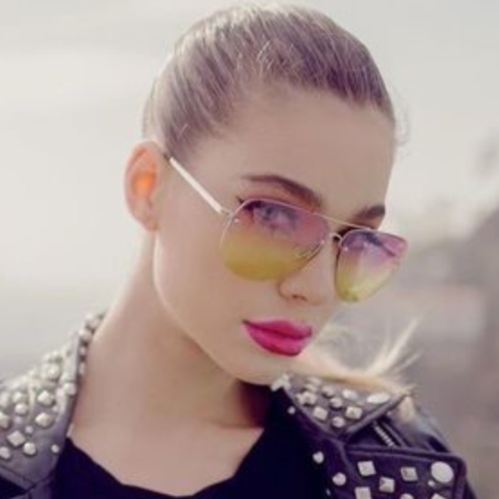 Quay • Muse Fade Aviator Sunglasses - Picture 2 of 7
